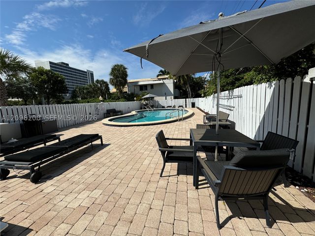2555 NE 11th St 710, Fort Lauderdale, FL 33304