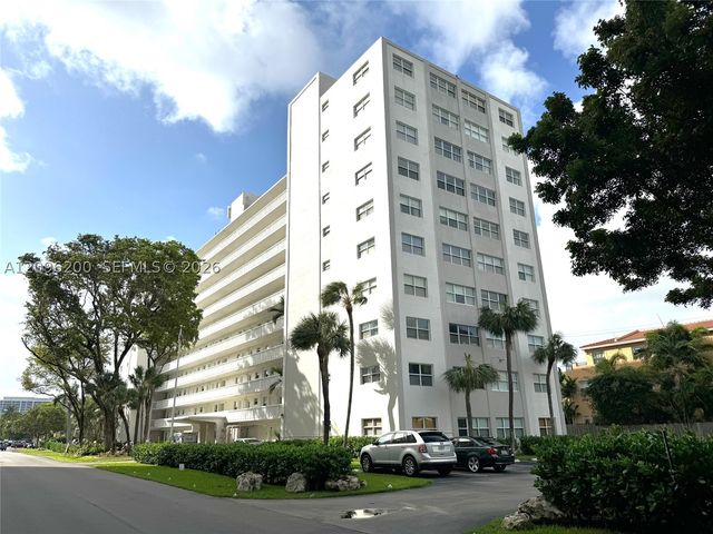 2555 NE 11th St 710, Fort Lauderdale, FL 33304