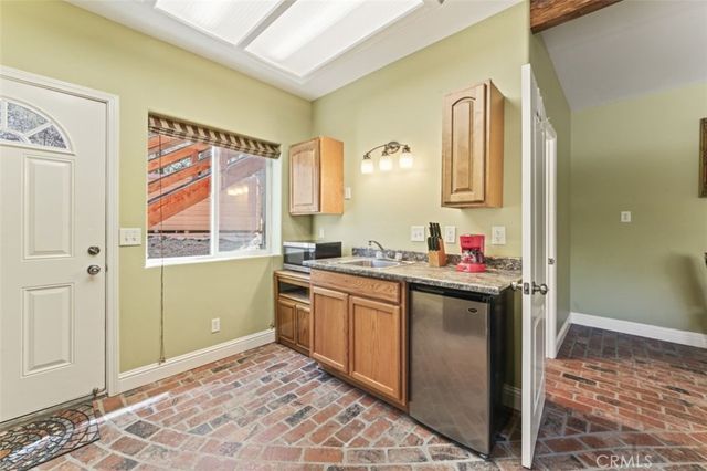 2720 Hillcrest, Pine Mountain Club, CA 93225