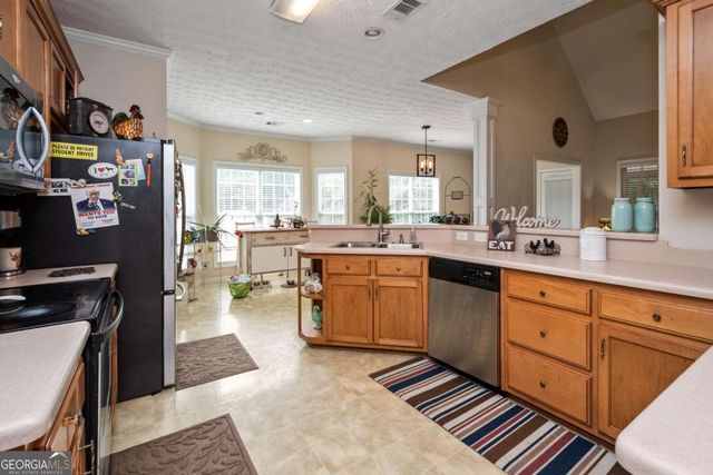 401 Nashua Drive, Lagrange, GA 30240