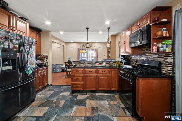 39-41 Richmond Avenue, Paterson, NJ 07502