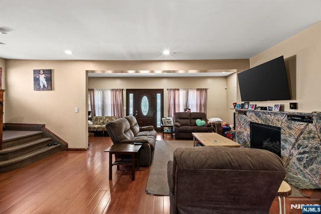 39-41 Richmond Avenue, Paterson, NJ 07502