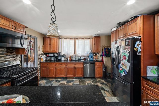 39-41 Richmond Avenue, Paterson, NJ 07502