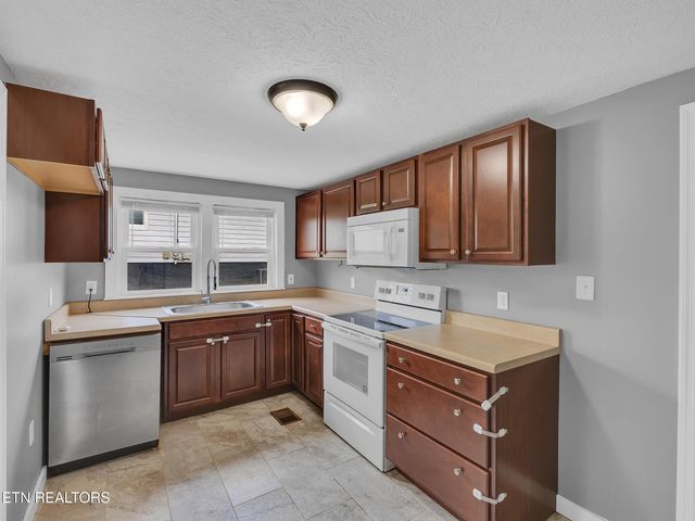 426 Walters Drive, Morristown, TN 37814