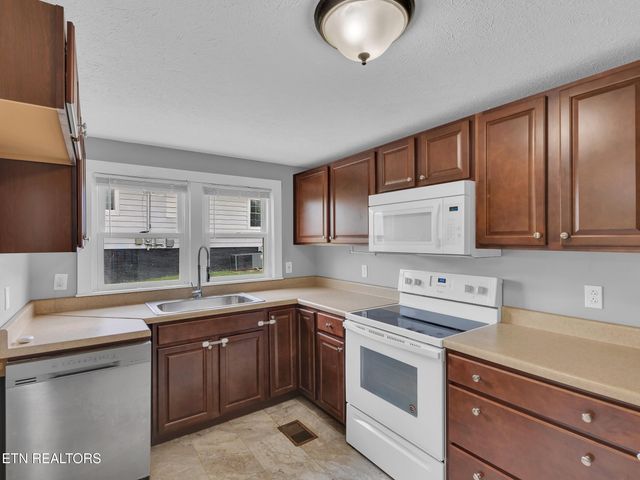 426 Walters Drive, Morristown, TN 37814