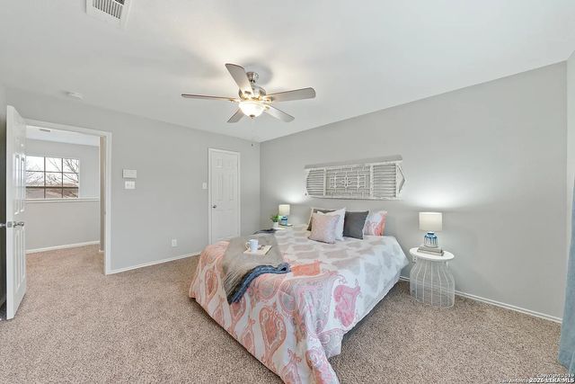 617 LEOPARD HOLW, San Antonio, TX 78251