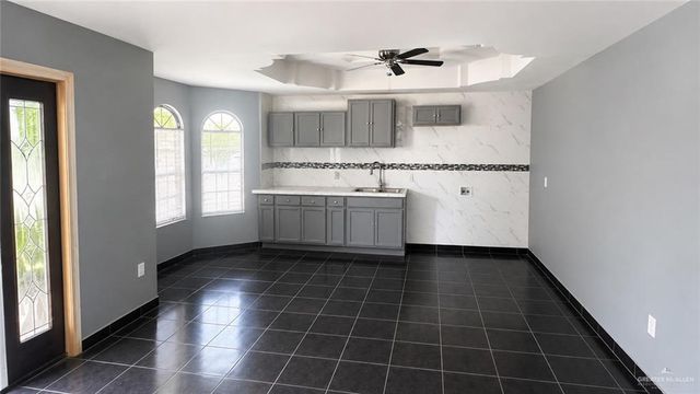 8117 Debby Avenue, Edinburg, TX 78542