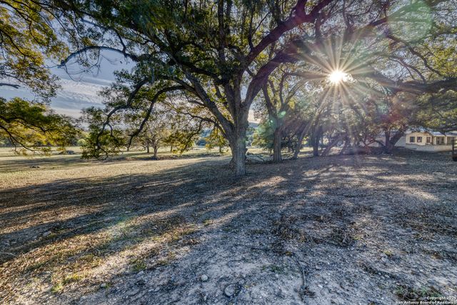 498 Camino Del Rancho, Concan, TX 78838