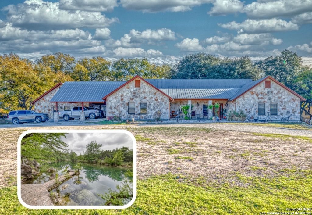 498 Camino Del Rancho, Concan, TX 78838