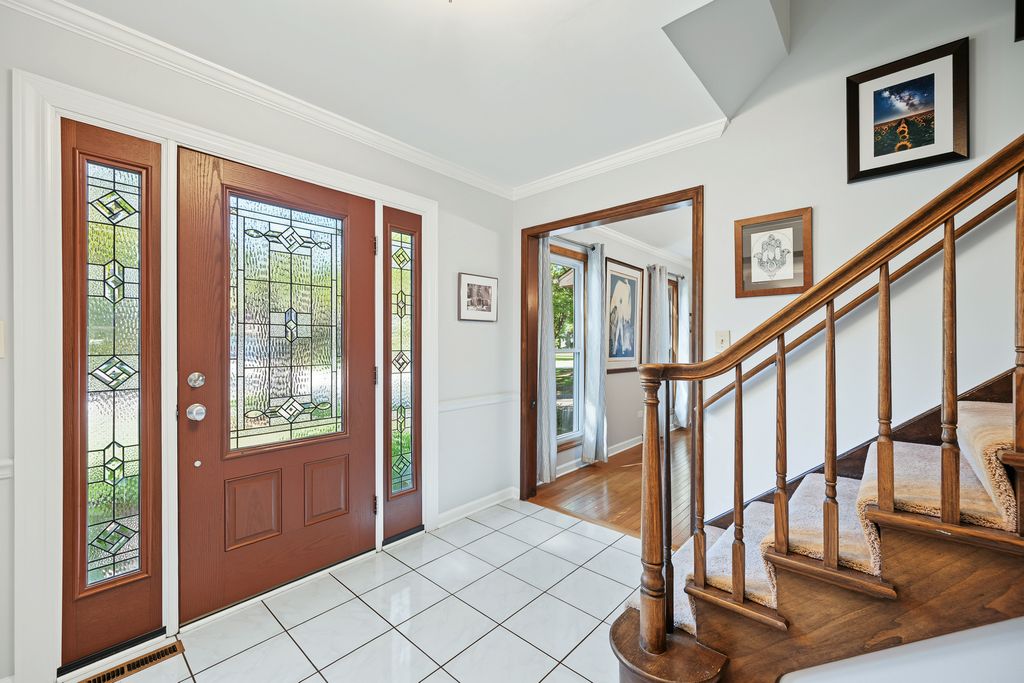163 Stonegate Court, Glen Ellyn, IL 60137 — photo 3