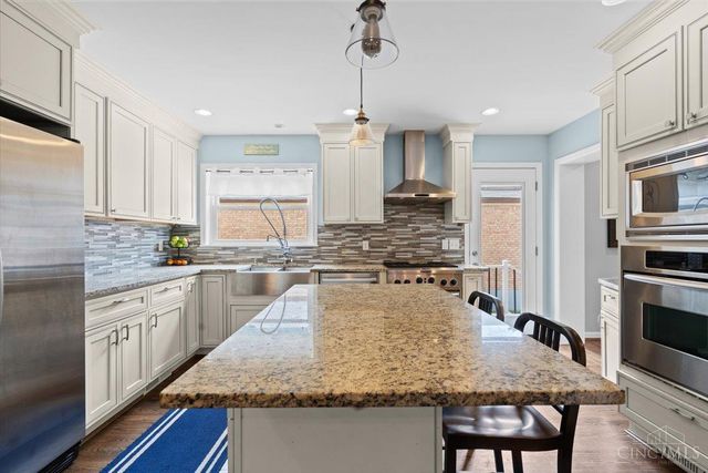 4344 Homelawn Avenue, Green Twp, OH 45211
