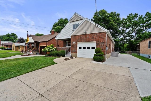 4344 Homelawn Avenue, Green Twp, OH 45211
