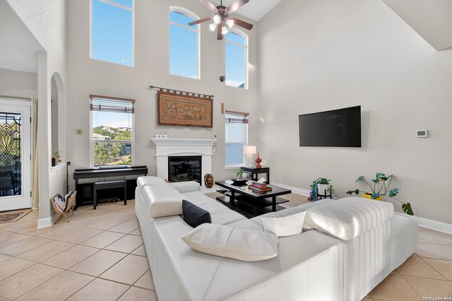 18006 Maui Sands, San Antonio, TX 78255