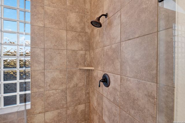 18006 Maui Sands, San Antonio, TX 78255