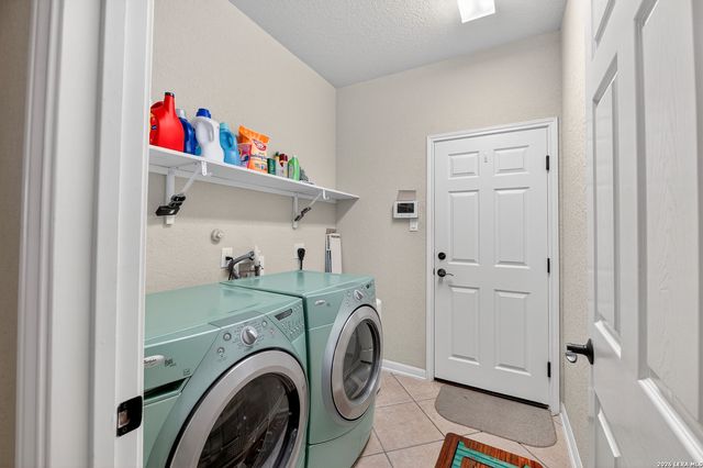 18006 Maui Sands, San Antonio, TX 78255