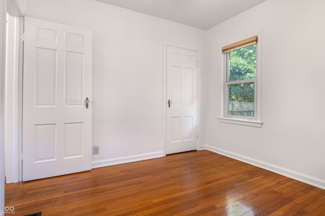 4949 Kingsley Drive, Indianapolis, IN 46205