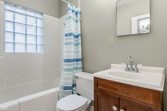 4949 Kingsley Drive, Indianapolis, IN 46205