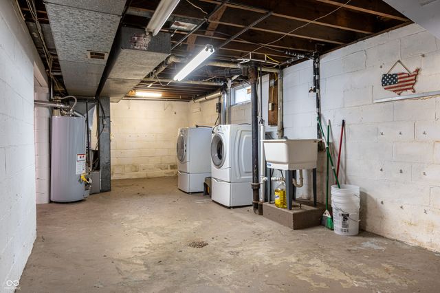 4949 Kingsley Drive, Indianapolis, IN 46205
