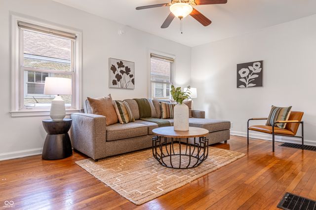 4949 Kingsley Drive, Indianapolis, IN 46205