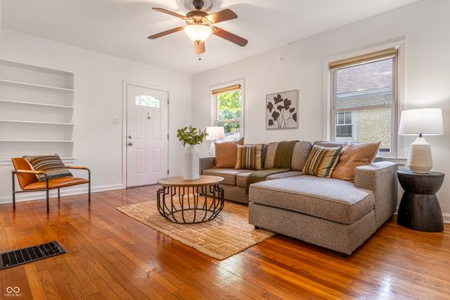 4949 Kingsley Drive, Indianapolis, IN 46205