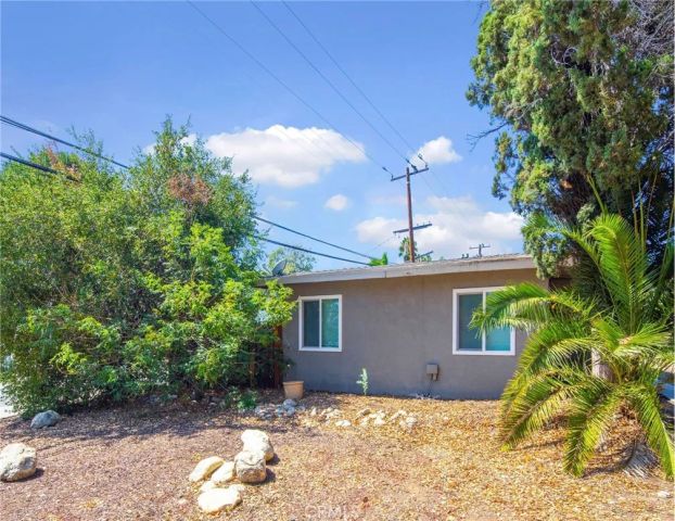 195 El Camino Way, Claremont, CA 91711