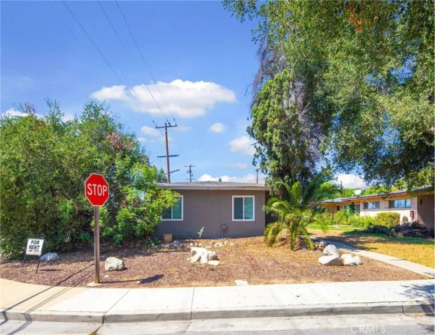 195 El Camino Way, Claremont, CA 91711