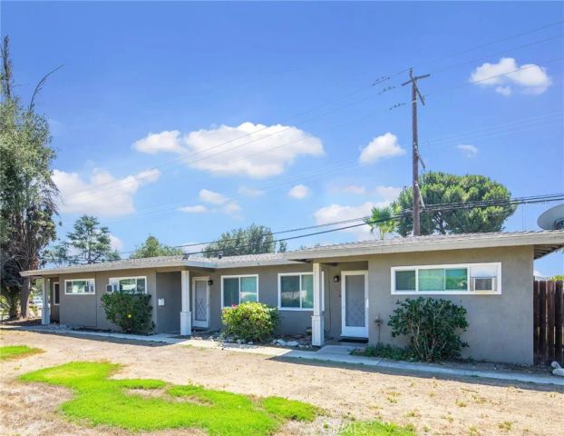195 El Camino Way, Claremont, CA 91711
