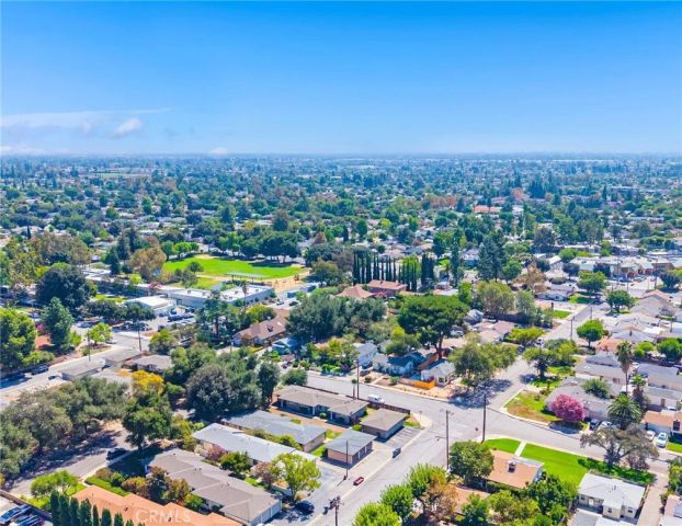 195 El Camino Way, Claremont, CA 91711