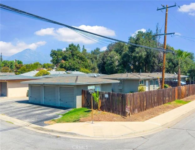 195 El Camino Way, Claremont, CA 91711
