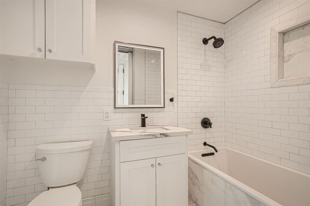 301 West Ave 2101, Austin, TX 78701