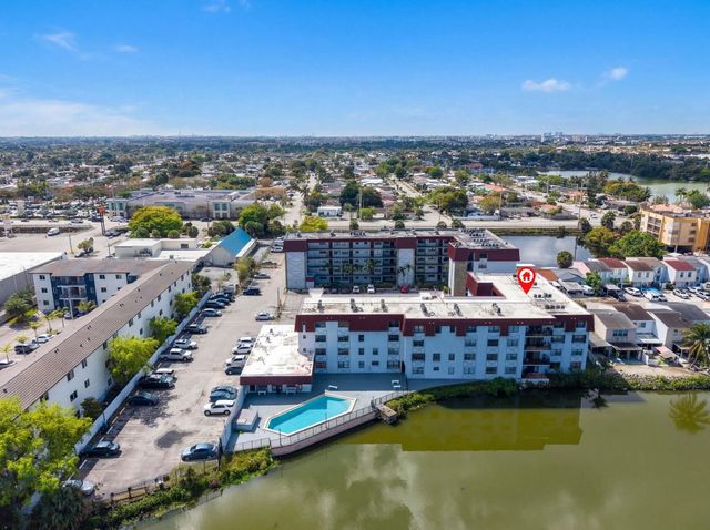 1335 W 68th Street 208, Hialeah, FL 33014