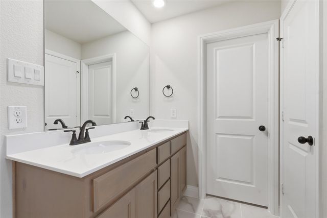 125 Mesa Drive, Glen Rose, TX 76043