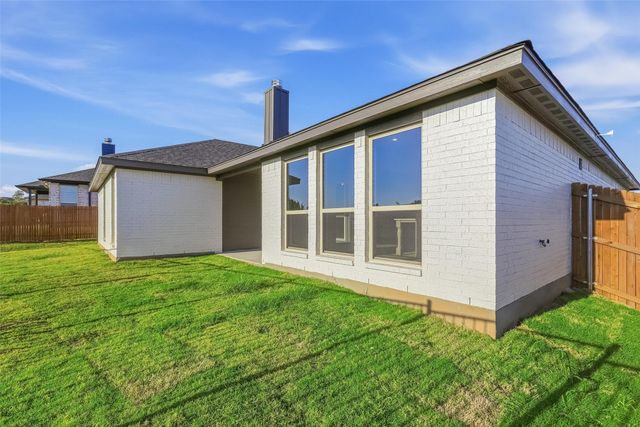 125 Mesa Drive, Glen Rose, TX 76043