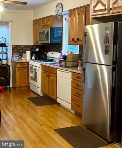 2114 COLUMBIA AVE, Landover, MD 20785