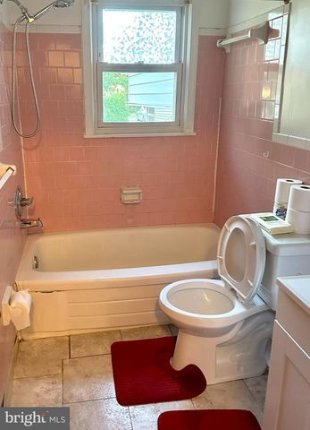 2114 COLUMBIA AVE, Landover, MD 20785