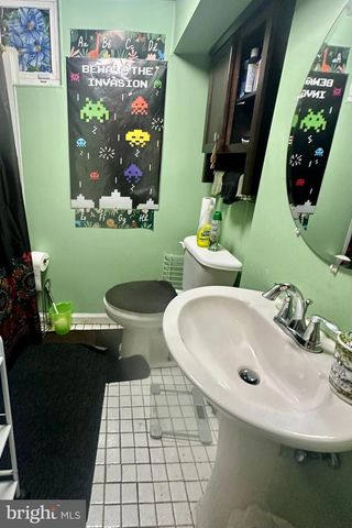 2114 COLUMBIA AVE, Landover, MD 20785