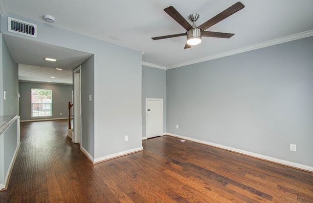 402 Bendwood Drive, Houston, TX 77024