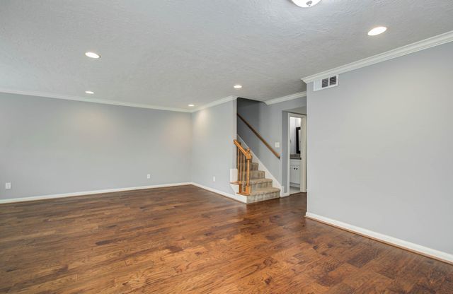 402 Bendwood Drive, Houston, TX 77024