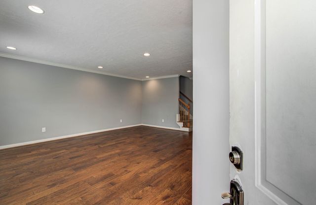 402 Bendwood Drive, Houston, TX 77024