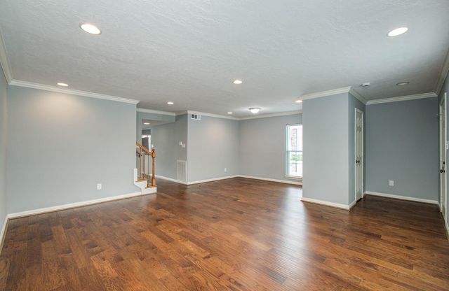 402 Bendwood Drive, Houston, TX 77024