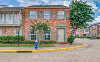 402 Bendwood Drive, Houston, TX 77024