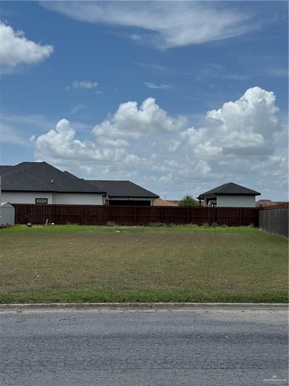 None E Gardenia Avenue, Hidalgo, TX 78557
