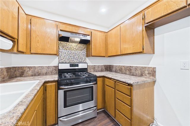 7735 Briarglen D, Stanton, CA 90680