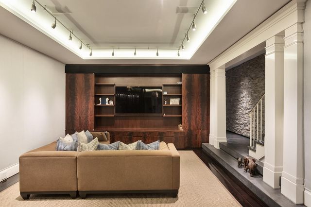 145 Reade Street, New York City, NY 10013