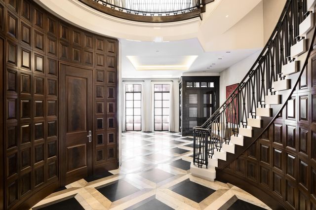 145 Reade Street, New York City, NY 10013