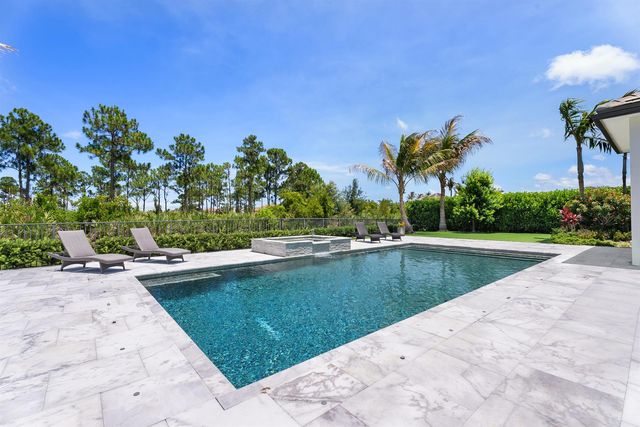 20063 SE Gallberry Drive, Jupiter, FL 33458
