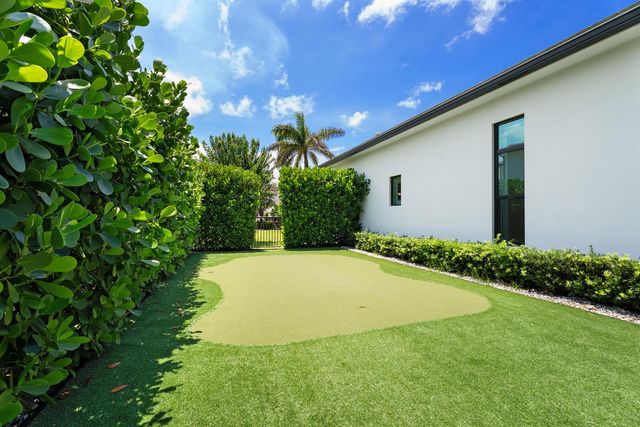 20063 SE Gallberry Drive, Jupiter, FL 33458