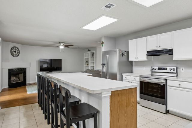 5325 Chessie Circle, Haltom City, TX 76137