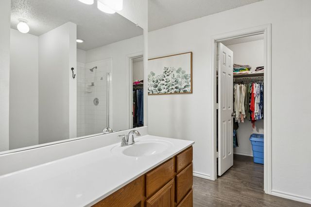 5325 Chessie Circle, Haltom City, TX 76137