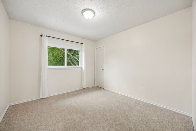 5325 Chessie Circle, Haltom City, TX 76137